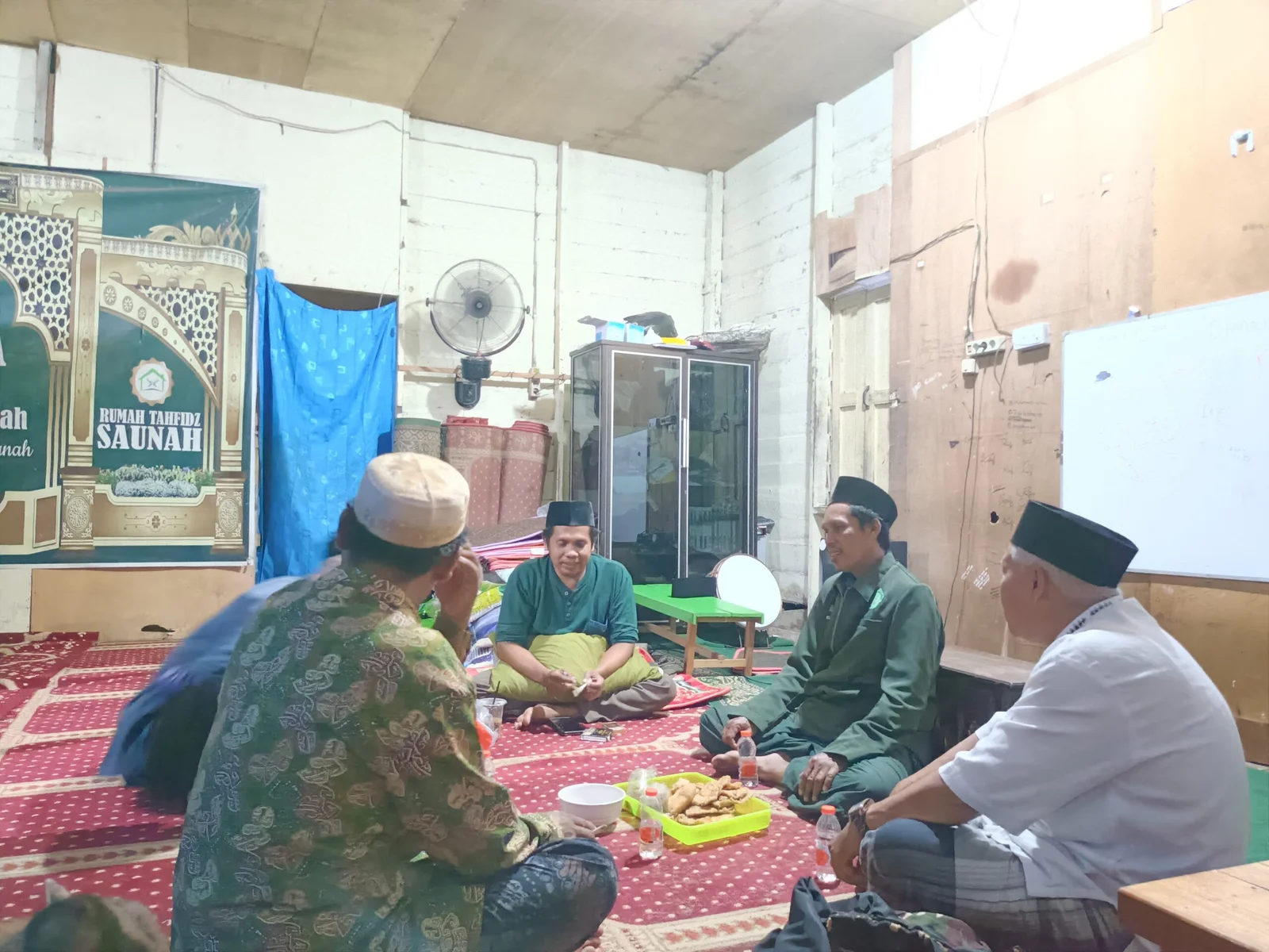 Kunjungan Ketua Ranting NU Timbau ke Rumah Tahfidz Saunah